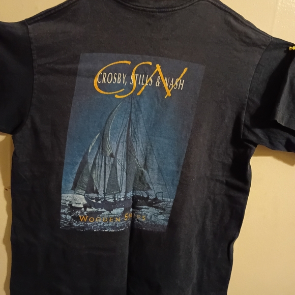 Crosby Stills and Nash Concert T Shirt - Picture 4 of 5